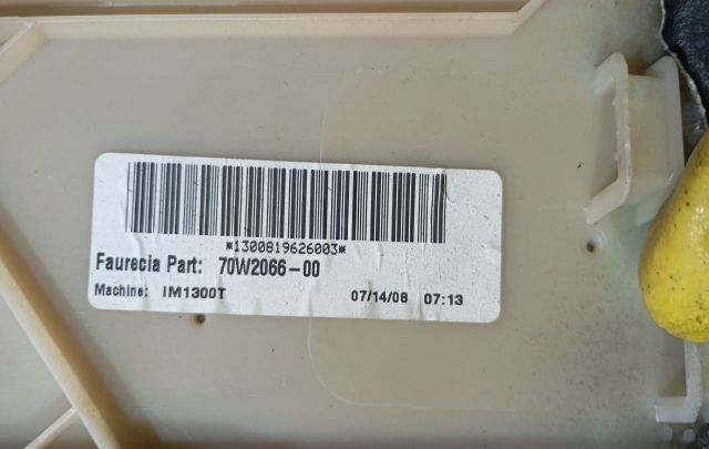Ornament consola centrala dreapta 70W2066 BMW X5 E70 [2006 - 2010]