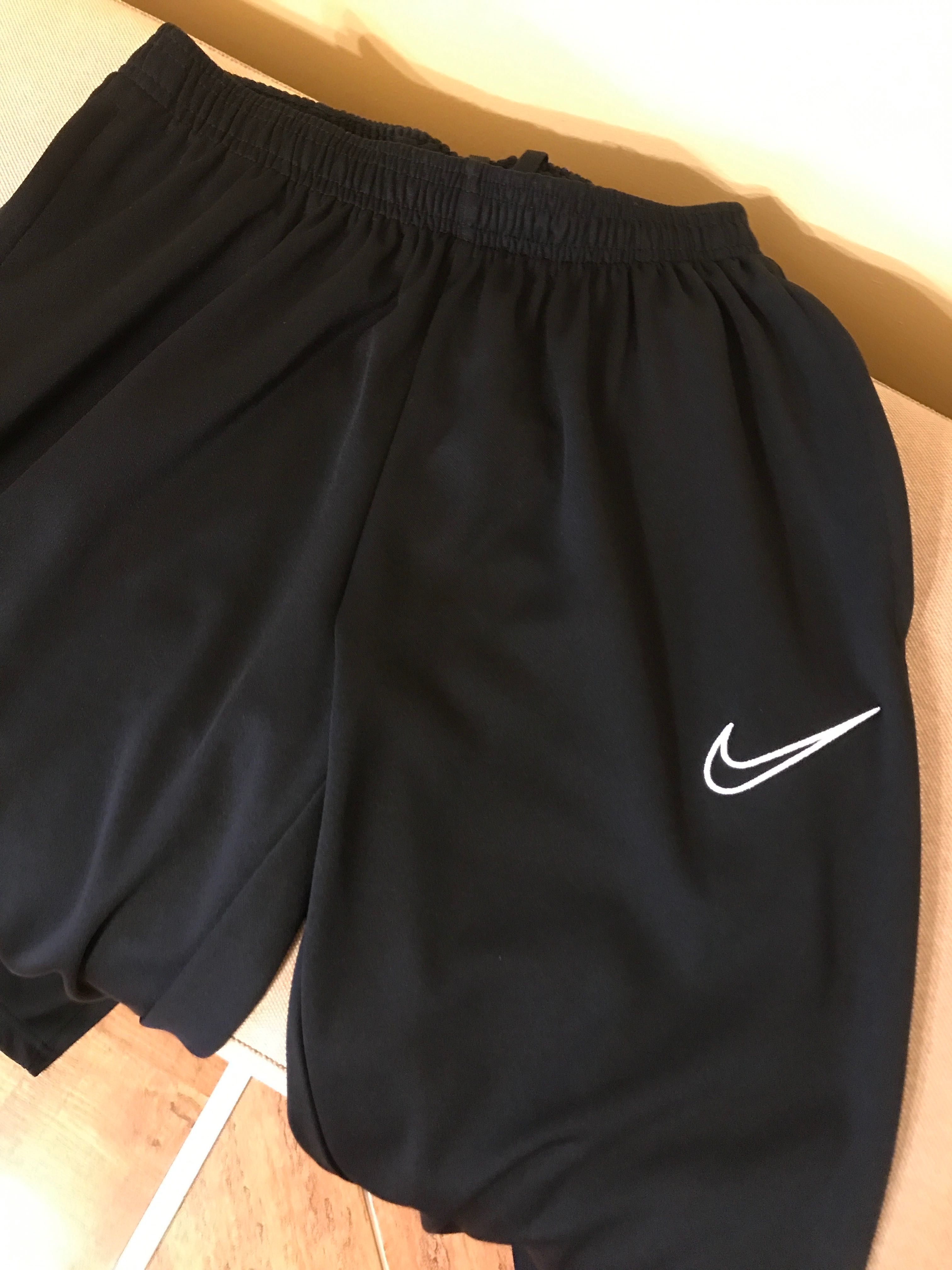 Спортна долница Nike