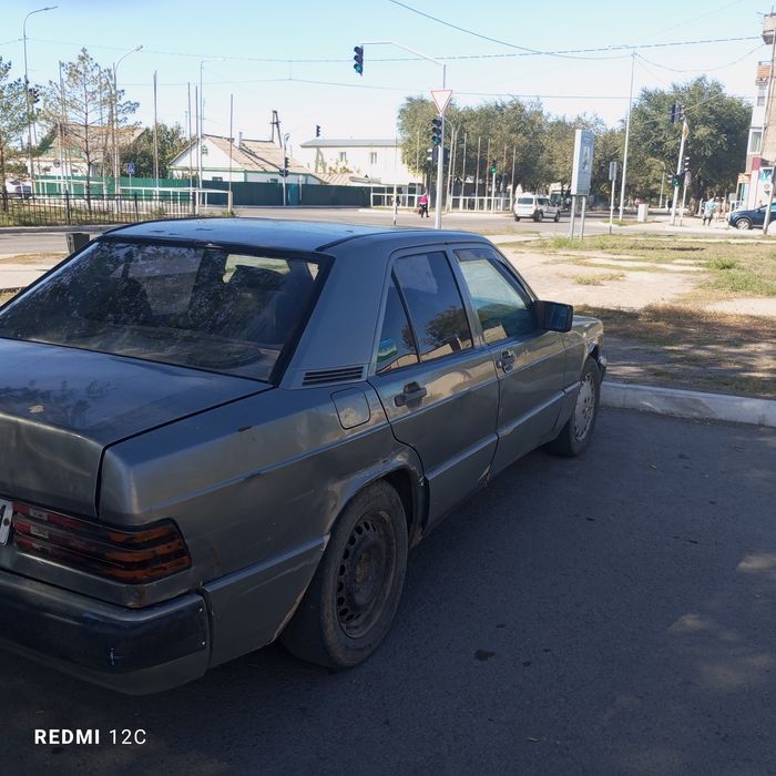 Мерседес 190 Daimler Ben's дизель 601.