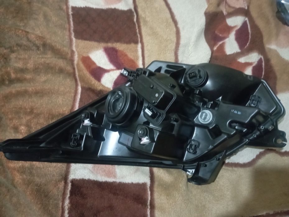 Фары  на Шевроле  кобальт