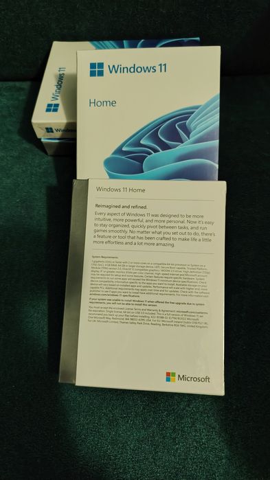 Vând Microsoft Windows 11 Home, licență completă + USB 64‑bit