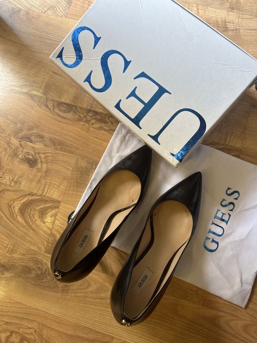 Guess обувки