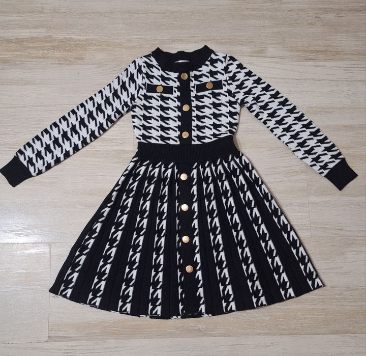 Рокличка за момиченце на 5-6 годинки