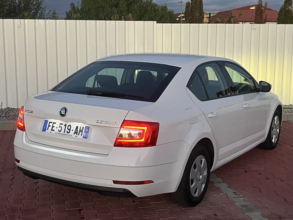 Vând Skoda Octavia 2019