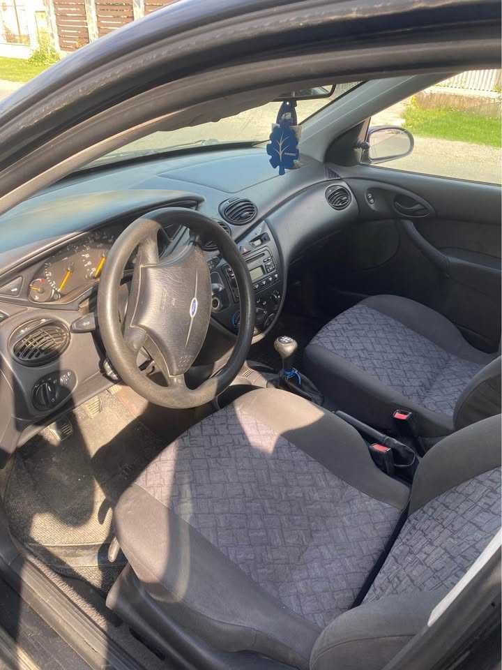 FORD FOCUS 2001 aer conditionat stare buna fiscal