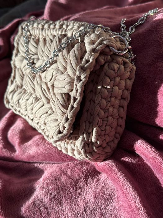 Ръчно плетена дамска чанта