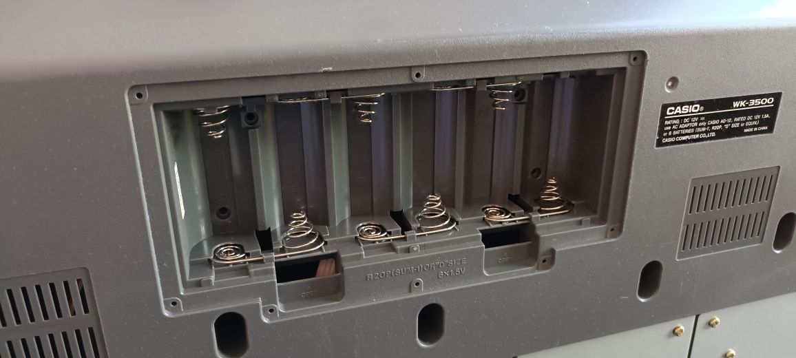 Продавам CASIO WK-3500
