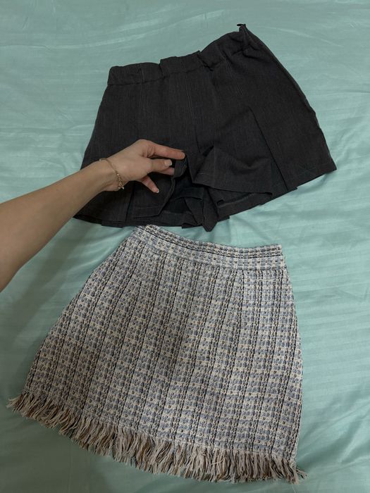 Правя разпродажба на нови и запазени дрехи.