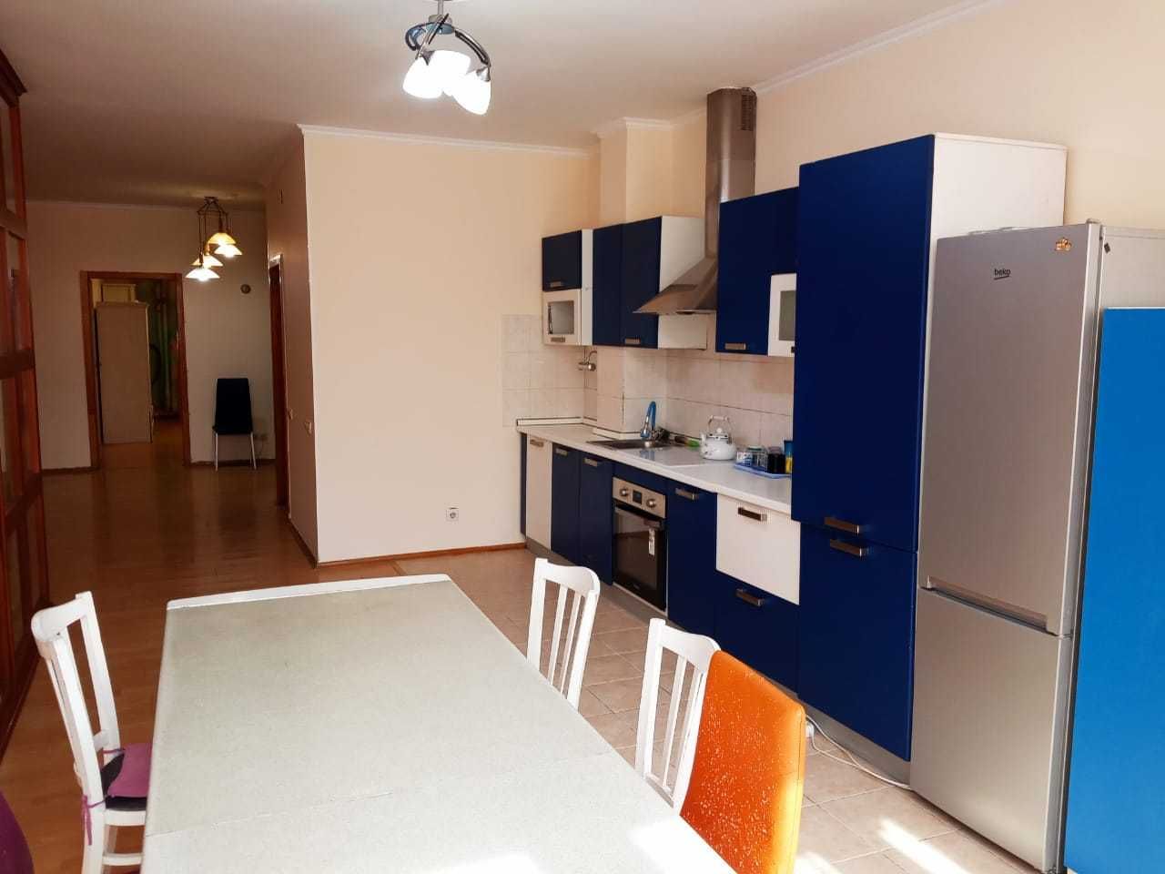 Продам отличную 3х комнатную квартиру 122м2  в ЖК Куат Абая Масанчи