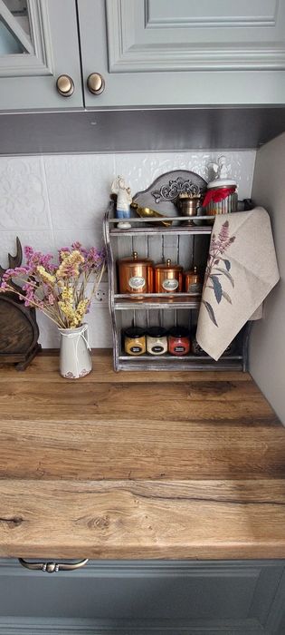 Полка в стиле прованс