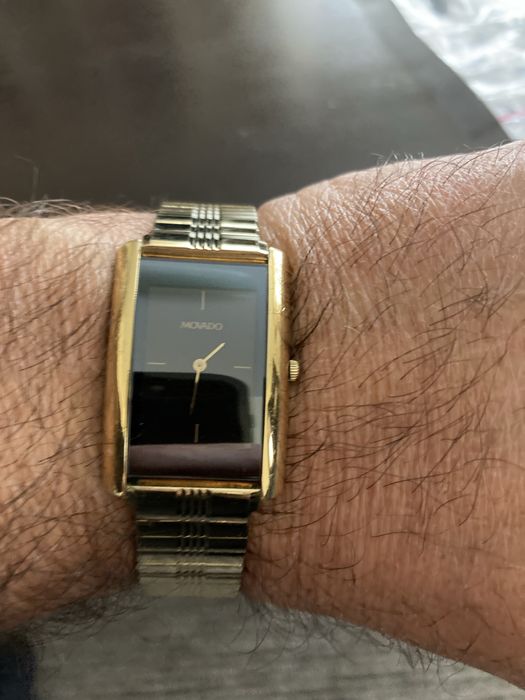 Швейцарски часовник Movado