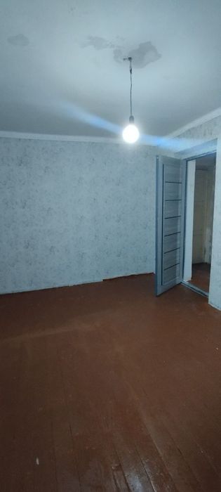 Продаётся квартира 30.000 1 ком 2 эт 2 этажного дома джакурганская