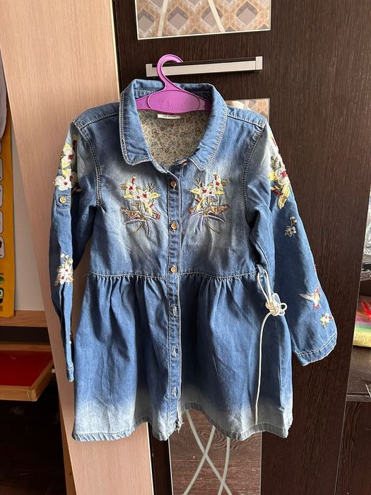 Продам джинсовое платье новое