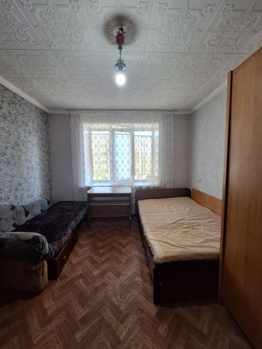 Сдам комнату в общежитие район северного.