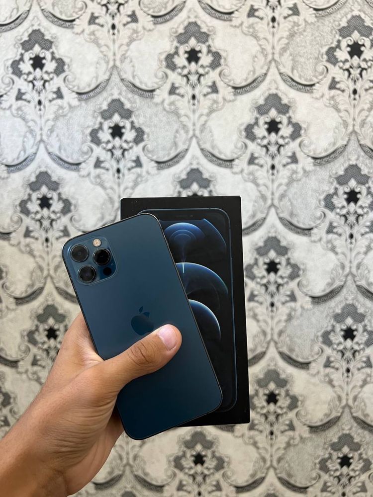 Iphone 12pro sotiladi ideal kar dak