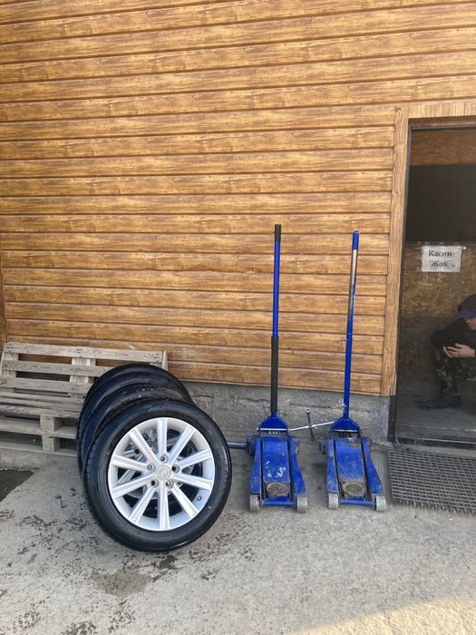 Диски R17 с летними шинами 215/55