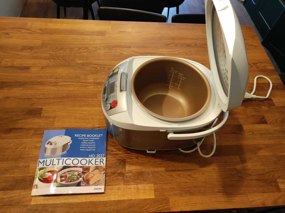 Мултикукър Philips HD3037/70