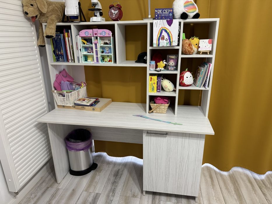 De vânzare: Birou alb din PAL copii– făcut la comandă