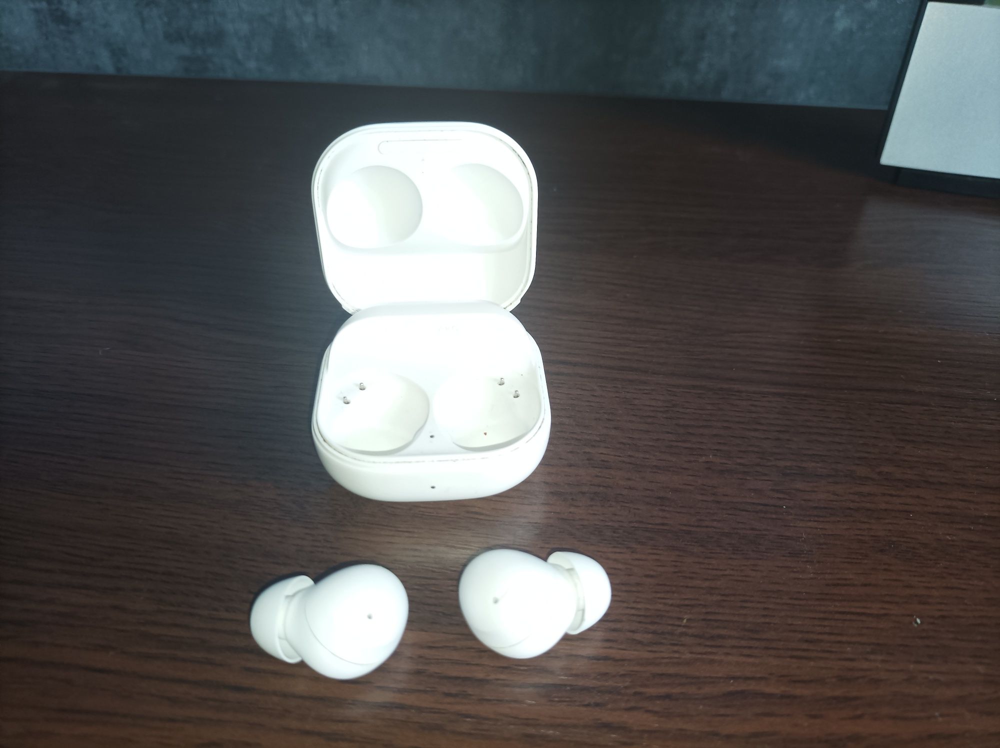 Наушники Samsung galaxy buds2pro