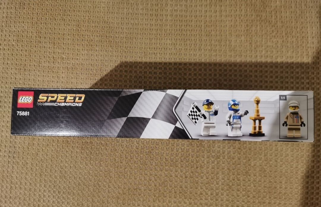 LEGO Speed Champions 2016 Ford GT & 1966 Ford GT40 - 75881