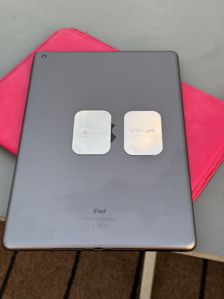 iPad 8th Gen Wifi 128GB Топ състояние