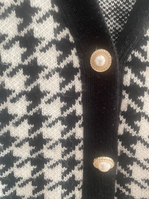 Дамска плетена  жилетка