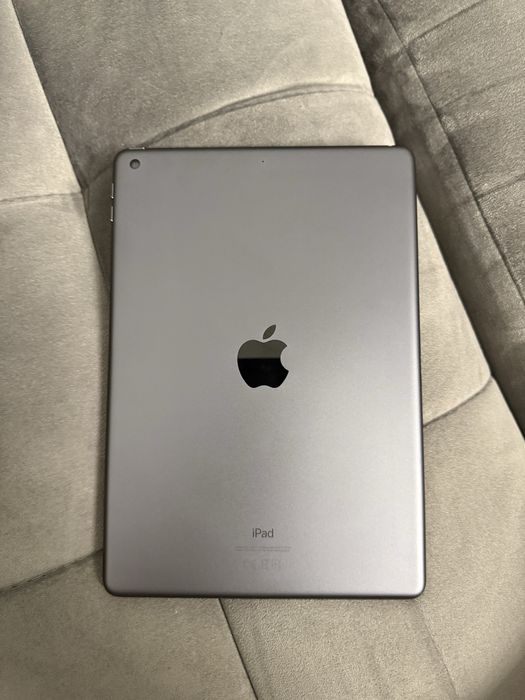 Vand ipad 8 , 32g (2021) 10/10