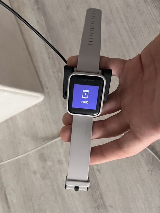 электронные Часы Amazfit