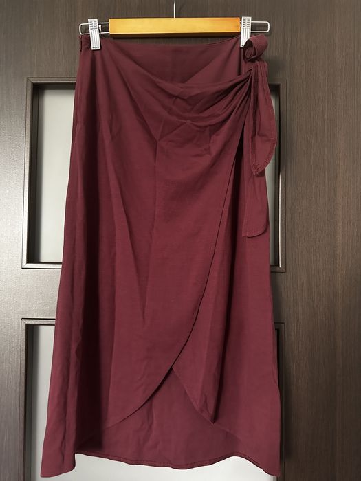 Fusta asimetrica mărimea 34