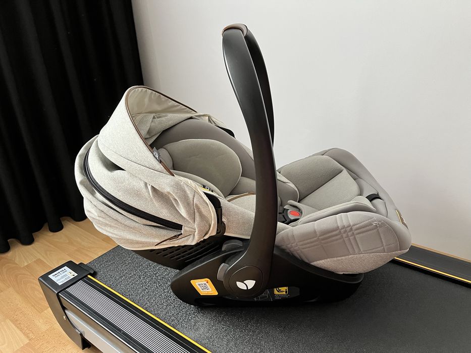 Scoica auto inclinabila Joie i-Size i-Level Recline Signature Oyster