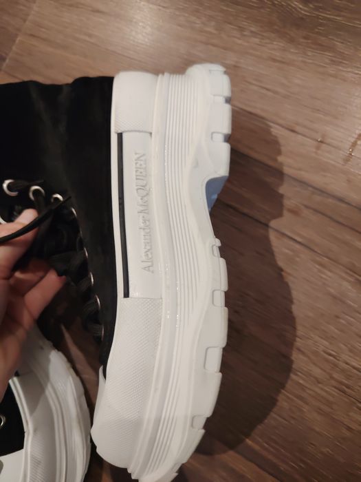 Alexander Mcqueen originali