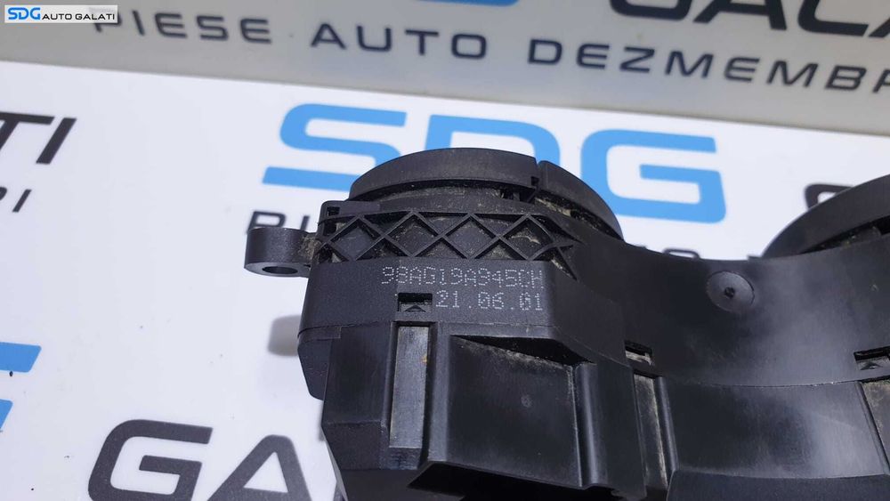 Comutator Buton Butoane AC Recirculare Aer Dezaburire Degivrare Parbriz Luneta Ford Focus 1 1998 - 2004 Cod 98AG-19A945-CH