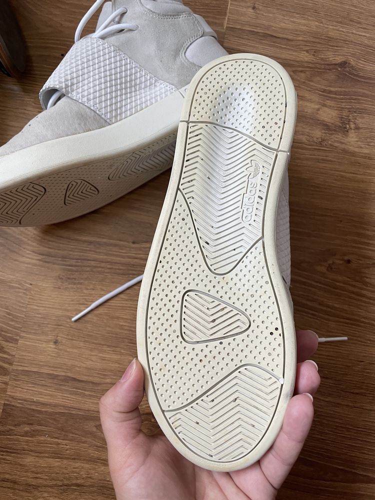 Оригинален Adidas от велур