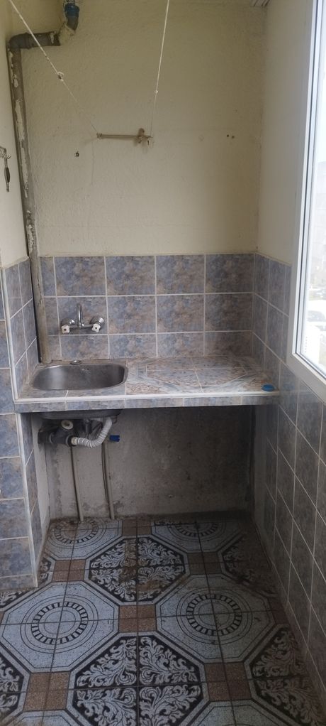 Продава се Двустаен апартамент в Шумен, Боян Българанов 2 - 43 кв.м за 1186 €/кв.м - Снимка #1