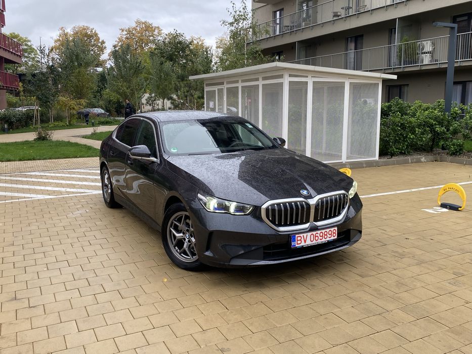 Bmw 520i Mild Hibrid Km 36000 Se accepta Unele schimburi Auto