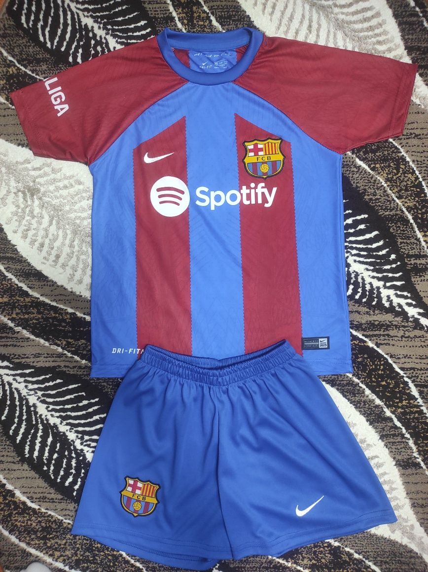Echipament fotbal Barcelona/copii