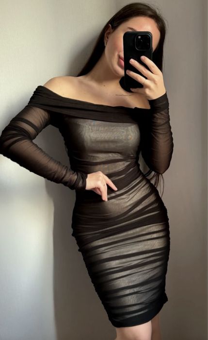 Платье вечернее