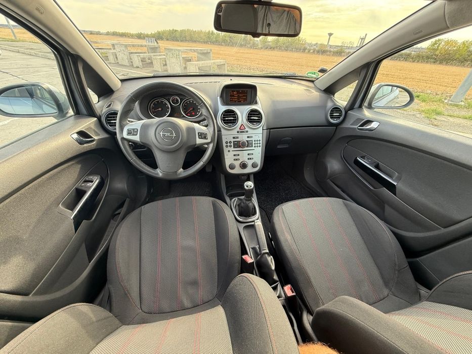 OPEL CORSA 1.4 2010