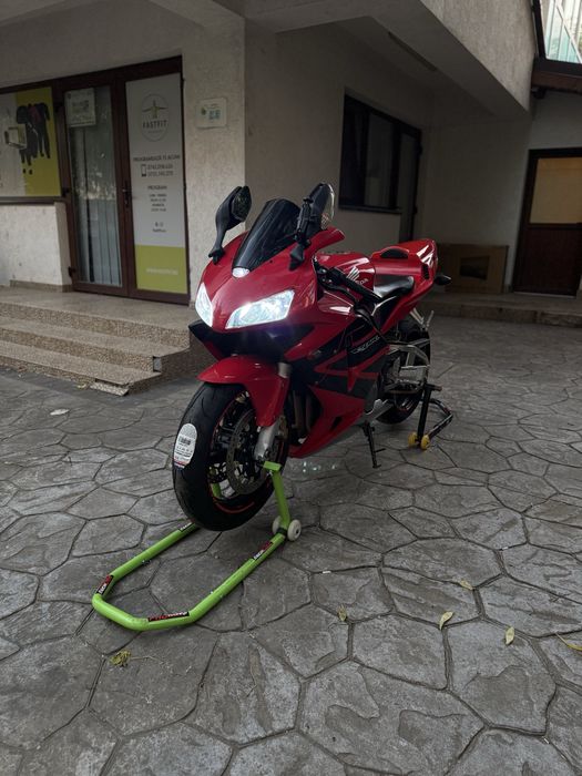 Honda cbr 600rr pc37