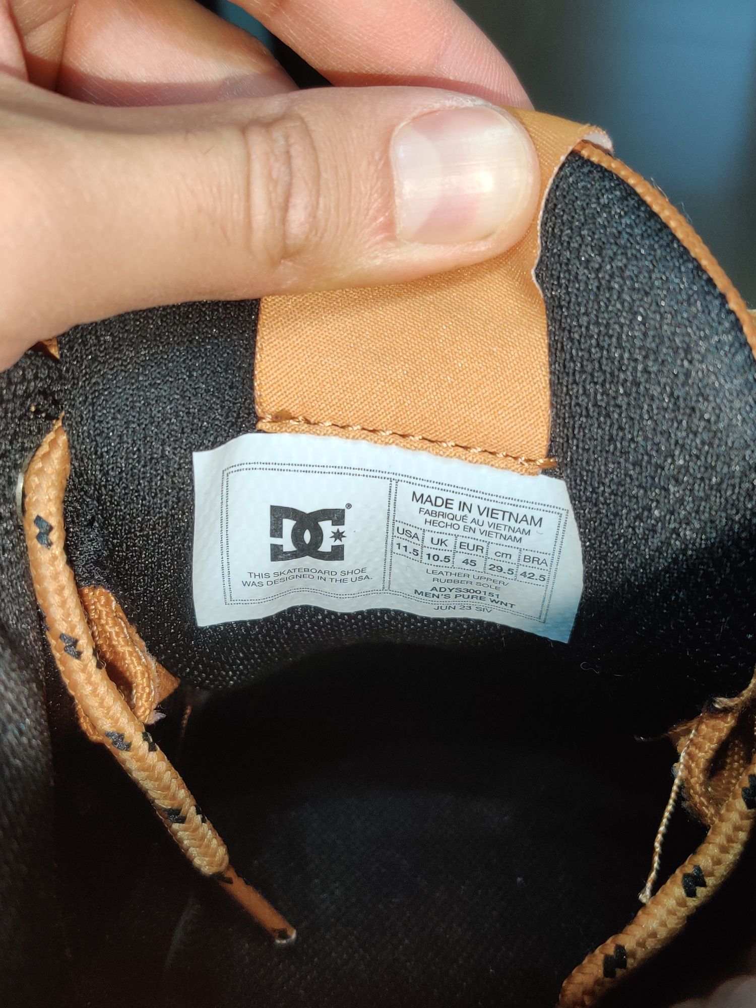 ОРИГИНАЛ Зимни мъжки обувки 45 DC shoe USA