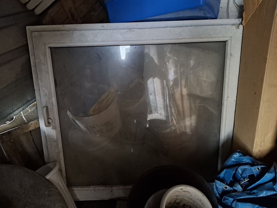 Продам пластиковое окно