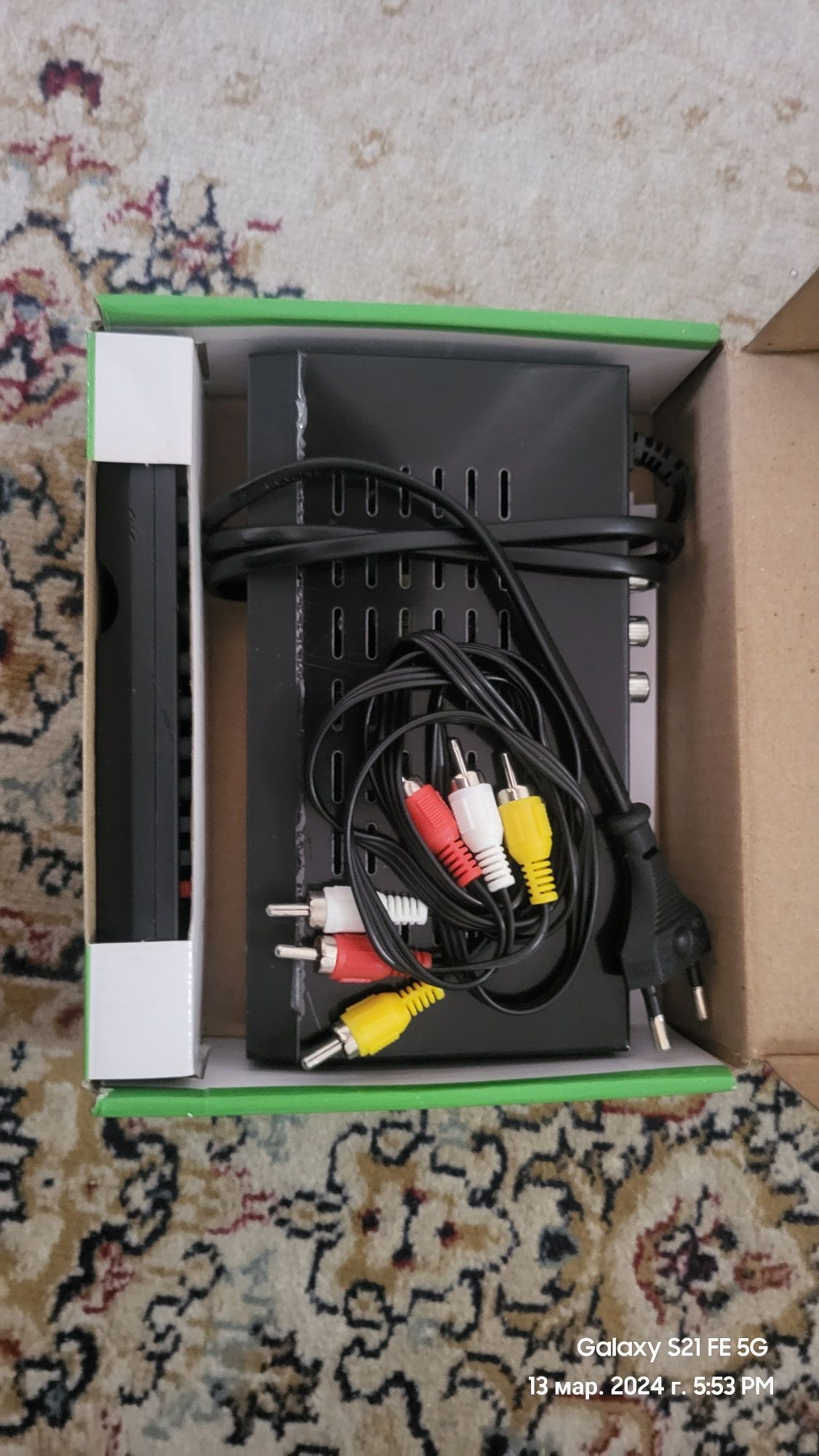 Продам спутниковое TV (не работает)