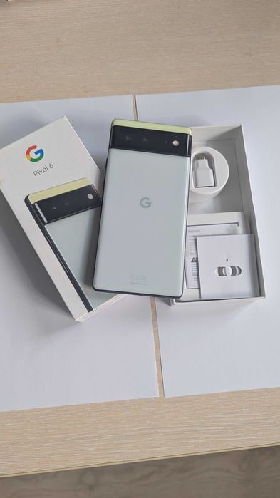 Google Pixel 6 Телефон