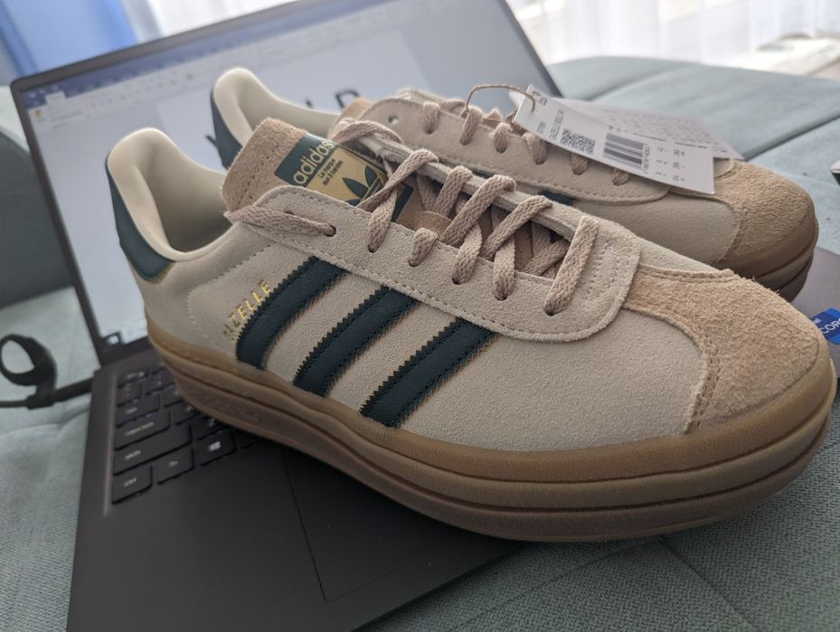 Adidas gazelle bold