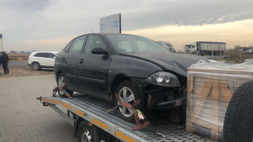 Dezmembram  Seat Cordoba 1.9 TDI an fabr 2009