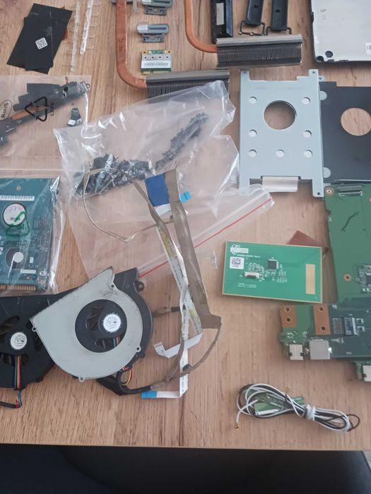 Компютърни части ASUS K52J