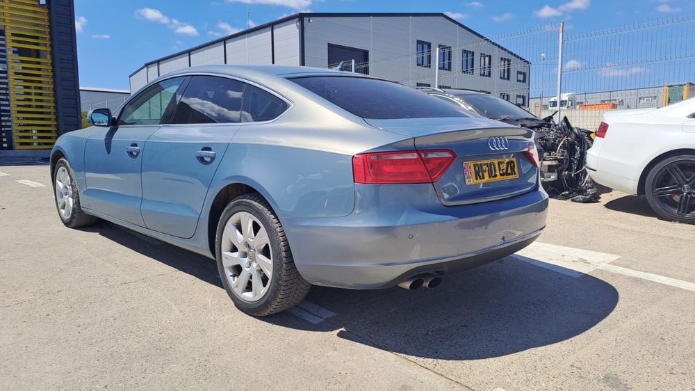 Dezmembrez / Dezmembrari / Piese / Accesorii Audi a5 2010 2.0 tdi caha 4 portiere albastru
