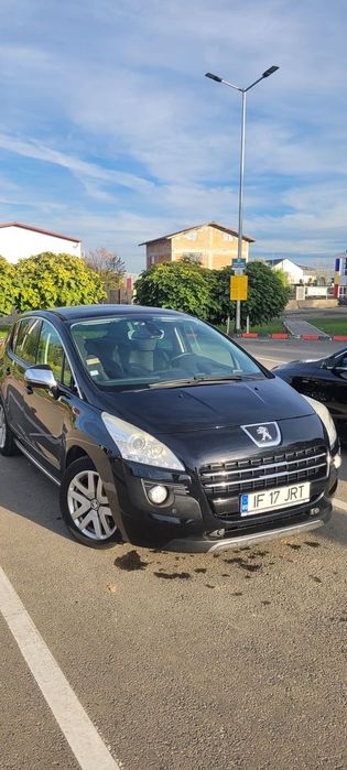 Peugeot 3008 SUV hibrid diesel-electric, 4x4 automat, 200 CP. Consum mic, dotări pr