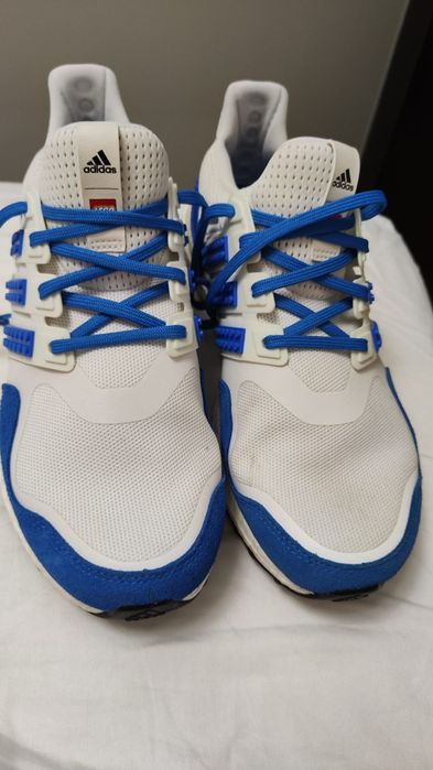 Adidas Ultraboost DNA x LEGO ca noi