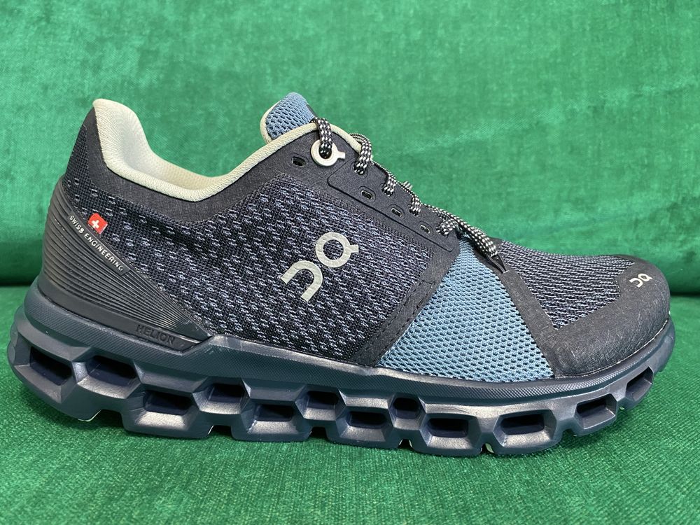 Pantofi sport On Cloudstratus marimea 37